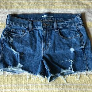 NEVER WORN!! size 6 denim distressed shorts
